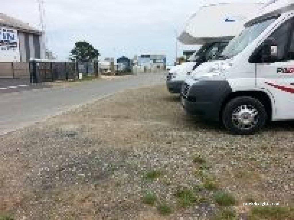 (29680) Roscoff - 9 Zone d'aménagement différé du Bloscon — foto