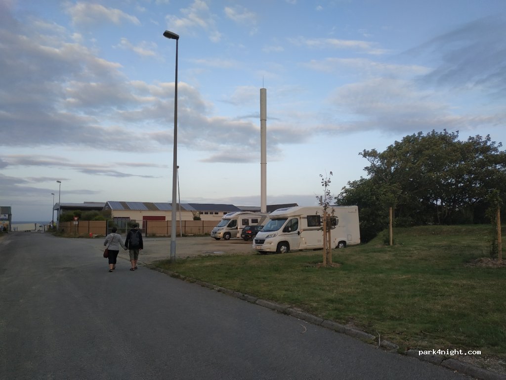 (29680) Roscoff - 9 Zone d'aménagement différé du Bloscon — foto 3