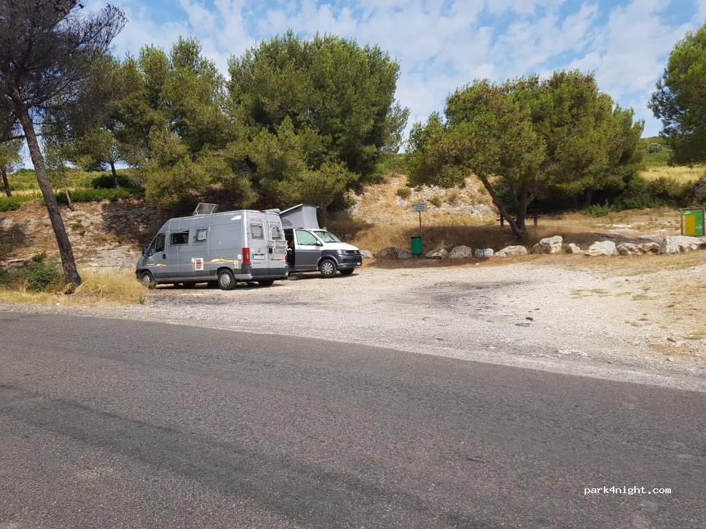 (13680) Lançon-Provence - Route des Baisses — foto