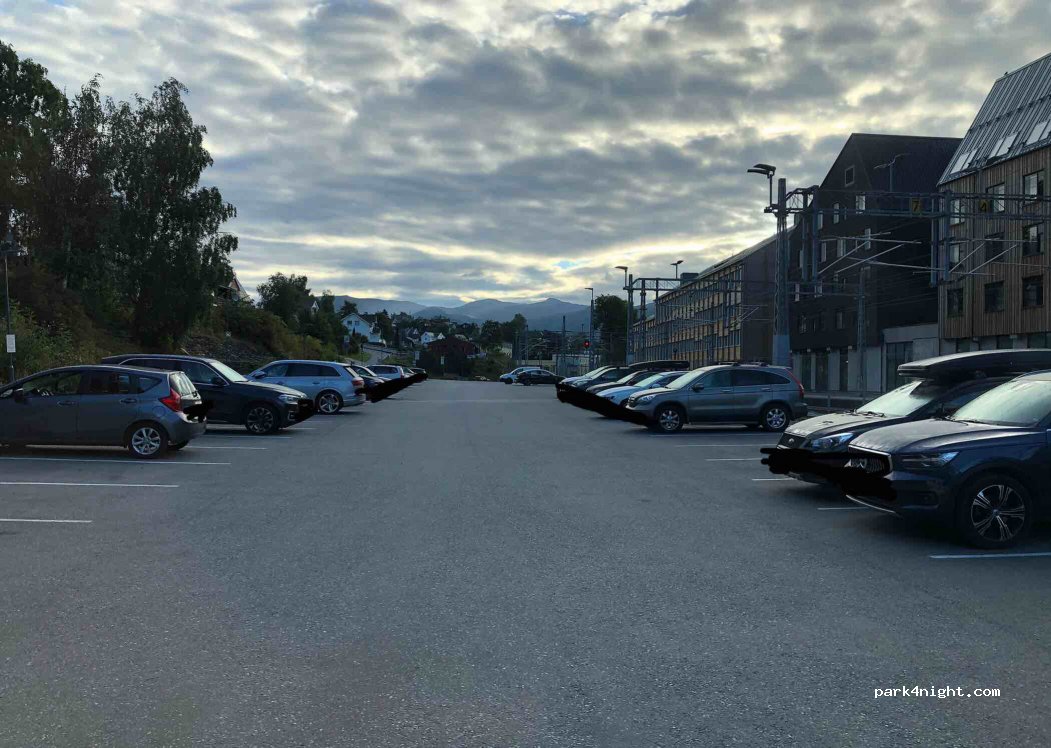 (5700) Vossevangen - 4 Gullfjordungsvegen — foto 2