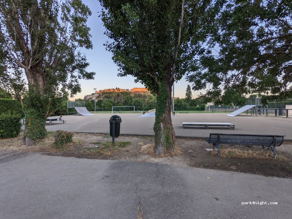 (30400) Villeneuve-lès-Avignon - 2 Chemin du Carrat — foto 2