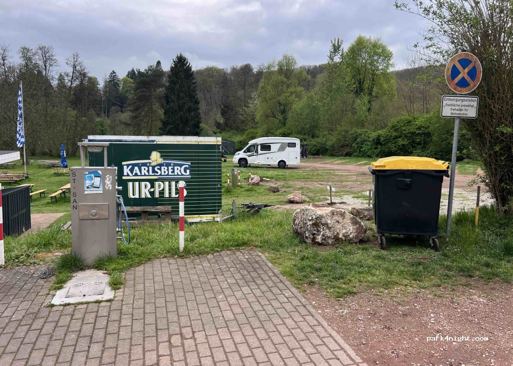 Wohnmobilstellplatz Freizeitanlage Würzbacher Weiher — foto 5