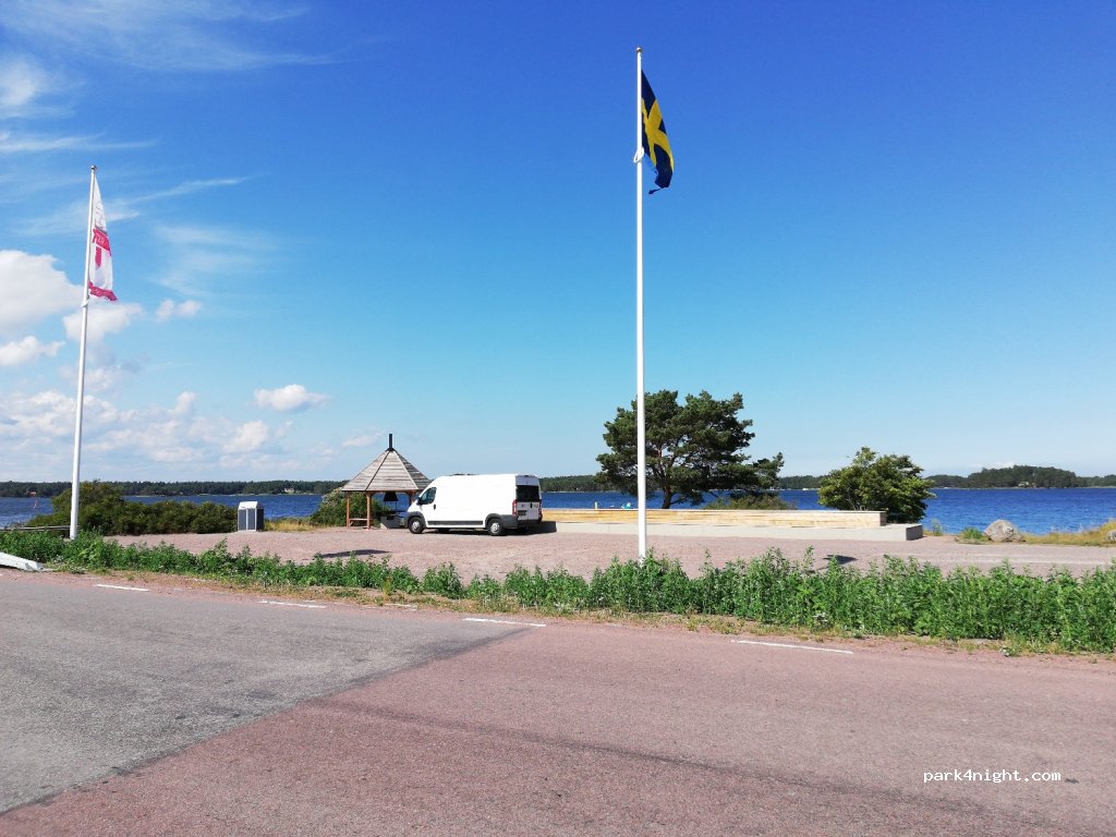 (383 92) Mönsterås - Oknövägen — foto