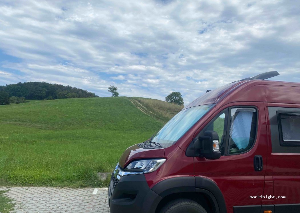 Wohnmobil-Stellplatz Lupsingen — foto