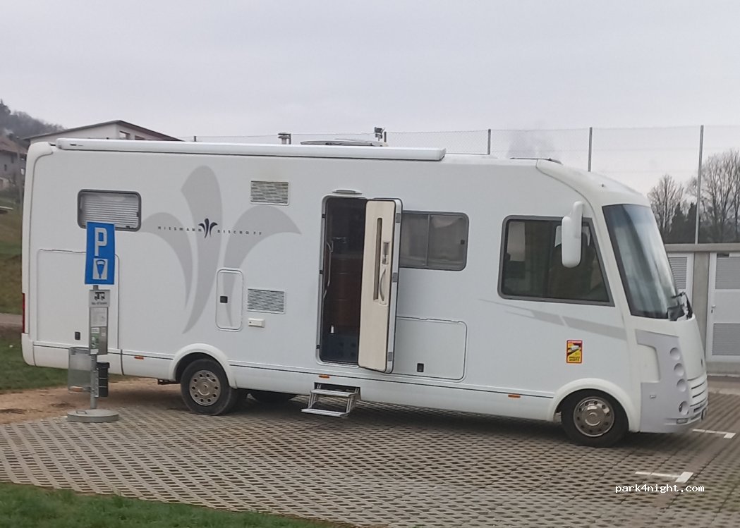 Wohnmobil-Stellplatz Lupsingen — foto 2