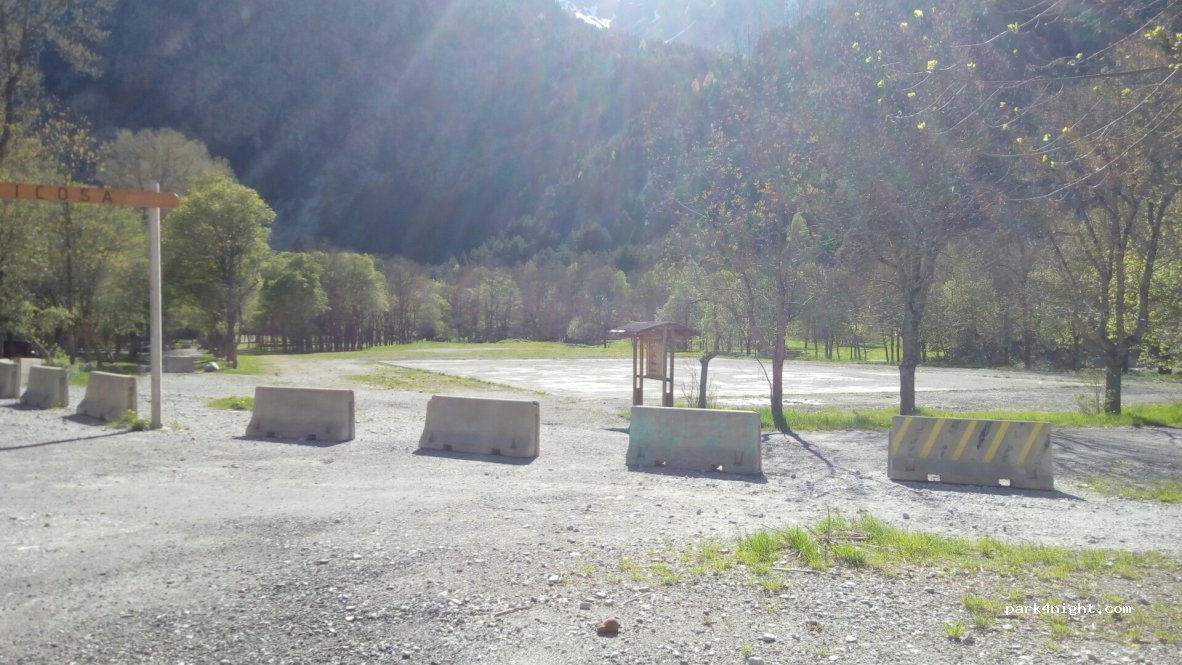 (22650) Baños de Panticosa - 6 Calle Balneario — foto 2