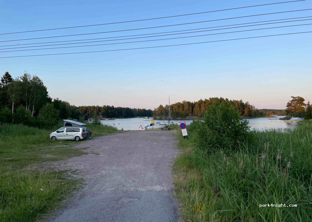 (742 43)  - 14 Kavarövägen — foto 2