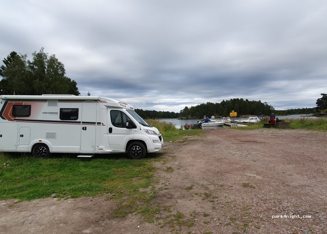 (742 43)  - 14 Kavarövägen — foto 4