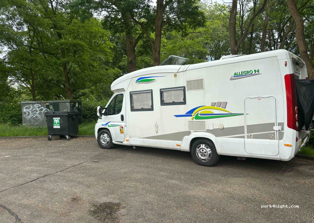 (1213 VB) Hilversum - 75 Laapersveld — foto 4