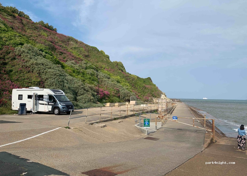 (PO38 1EJ) Ventnor - Unnamed Road — foto 3
