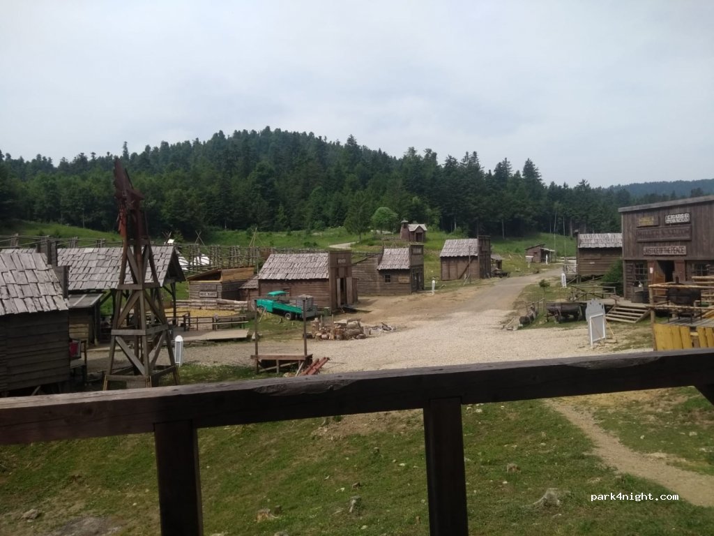 (51322) Fužine - 2 Ulica Sveti Križ — foto