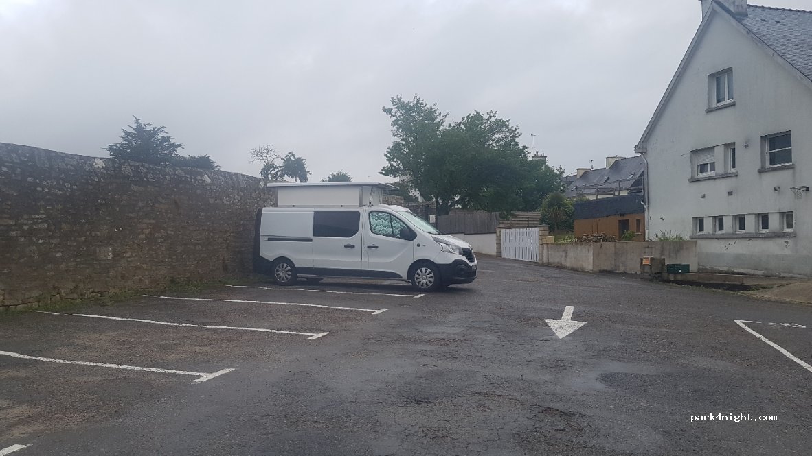 (29300) Quimperlé - 3 Place du Cimetière — foto
