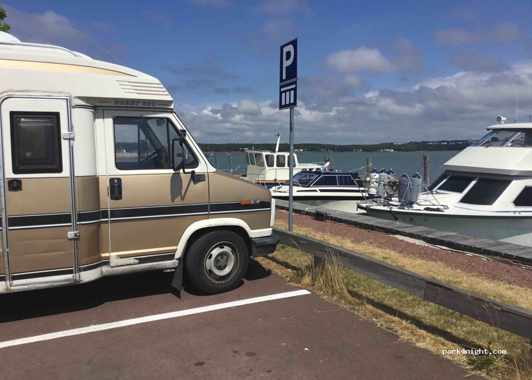 (22100) Mariehamn - 2 Servicegatan — foto
