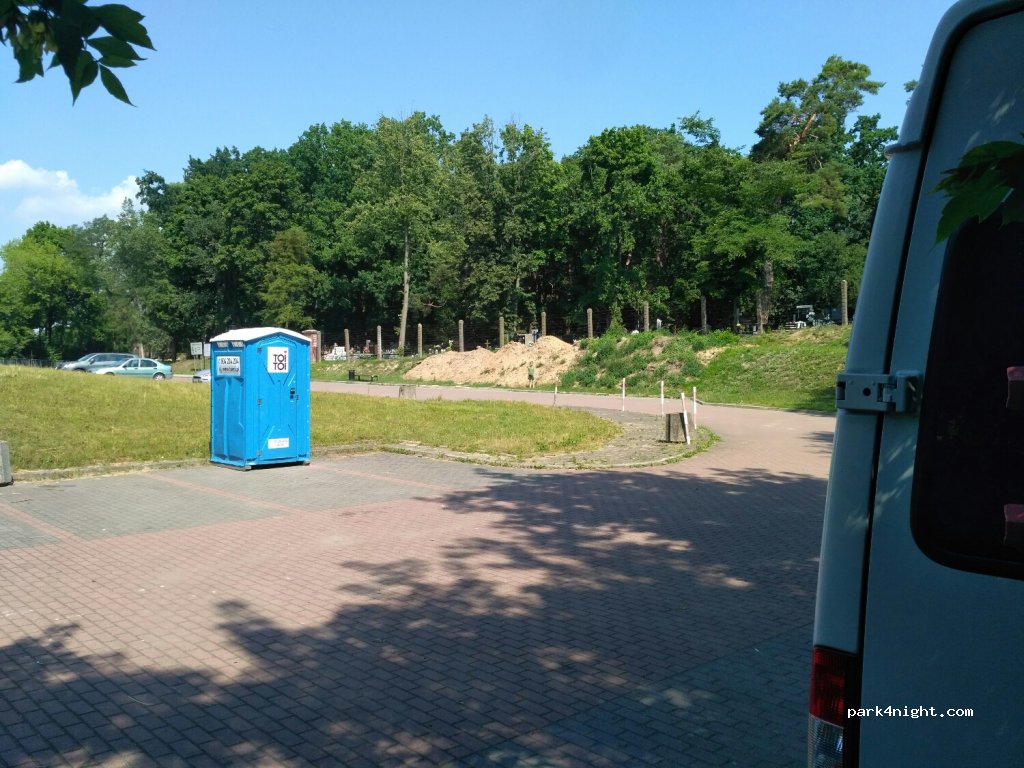 (05-100) Nowy Dwór Mazowiecki - 355 Generała Józefa Bema — foto