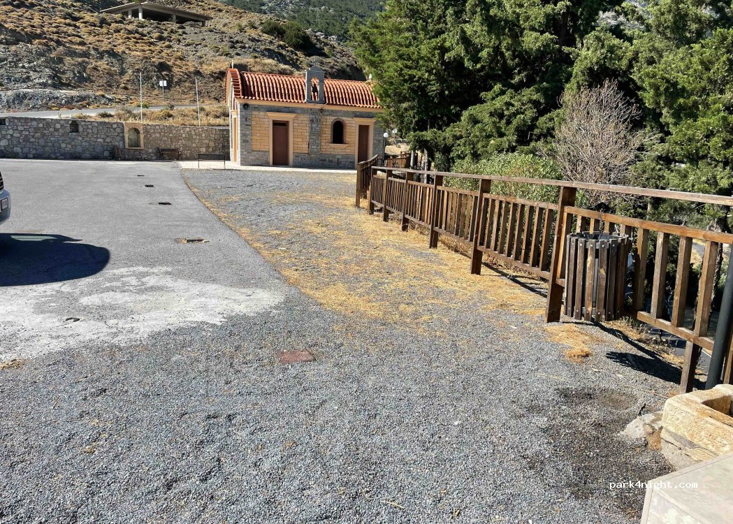 (700 04) Amiras - Eparchiaki Odos Kallonis - Gdochia — foto