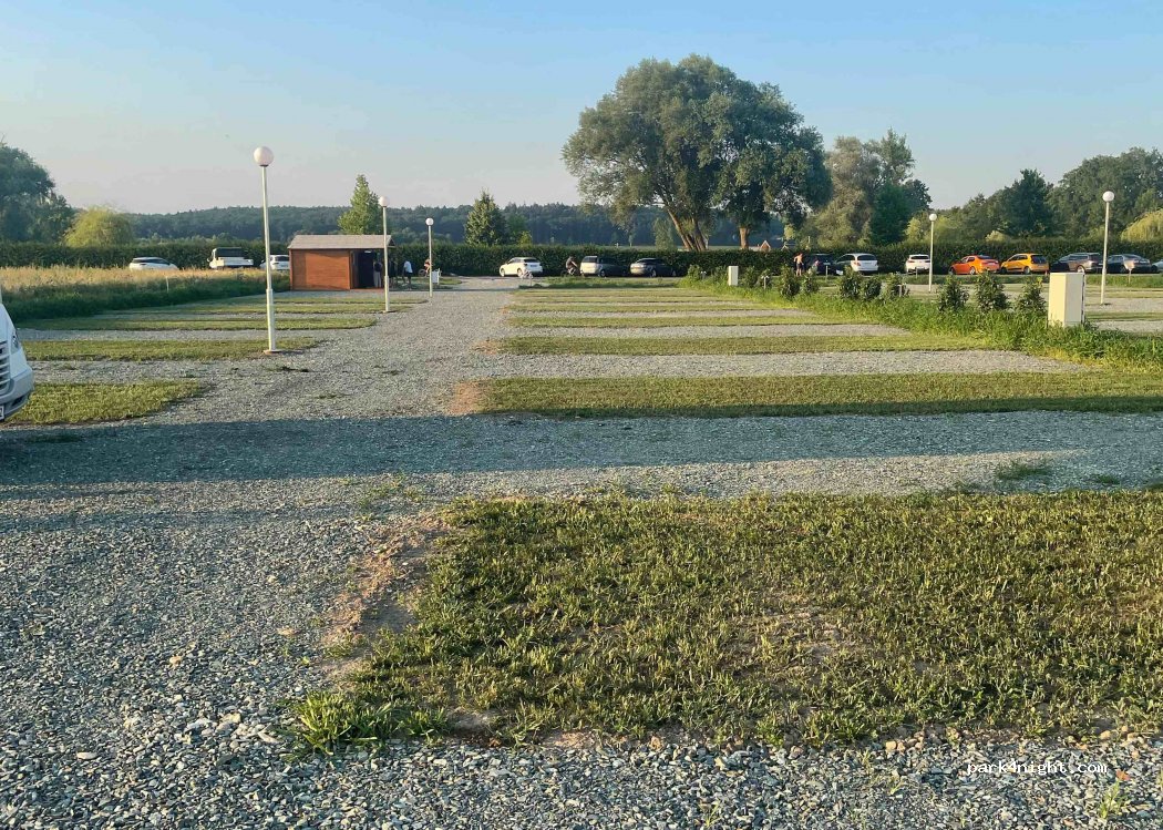 Wohnmobilstellplatz Thorschütz mit Selbstbedienungsautomat — foto 2