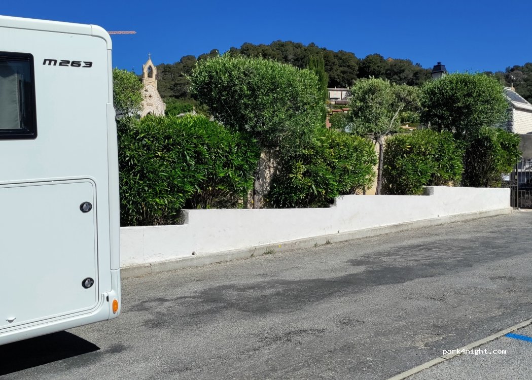 (06480) La Colle-sur-Loup - 490 Avenue de Verdun — foto 3