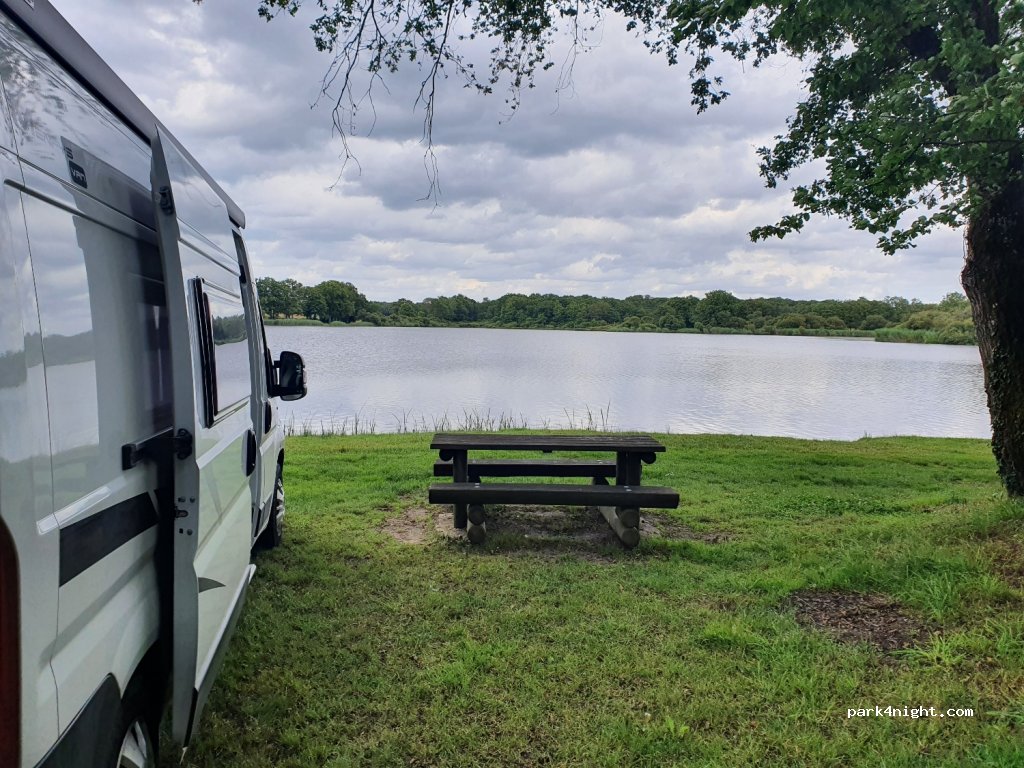 (36370) Chalais - D55 — foto