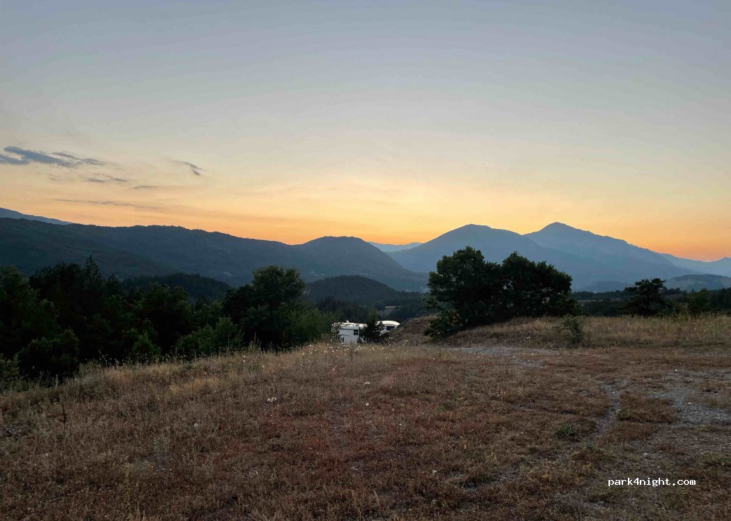 (500 07) Arrenes - Unnamed Road — foto 3