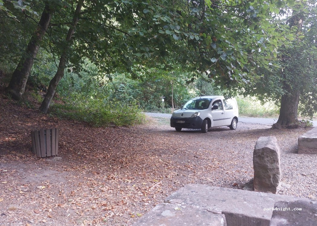 (35043) Marburg - 113 Zum Elisabethbrunnen — foto 2