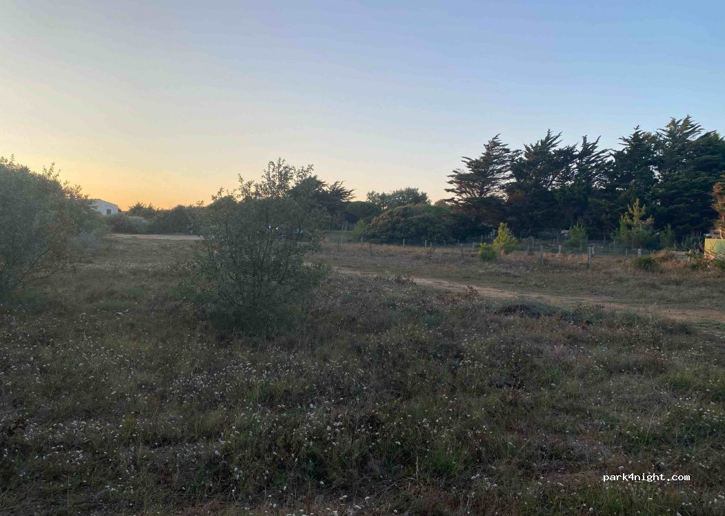 (17740) Sainte-Marie-de-Ré - 73 Route des Grenettes — foto 3