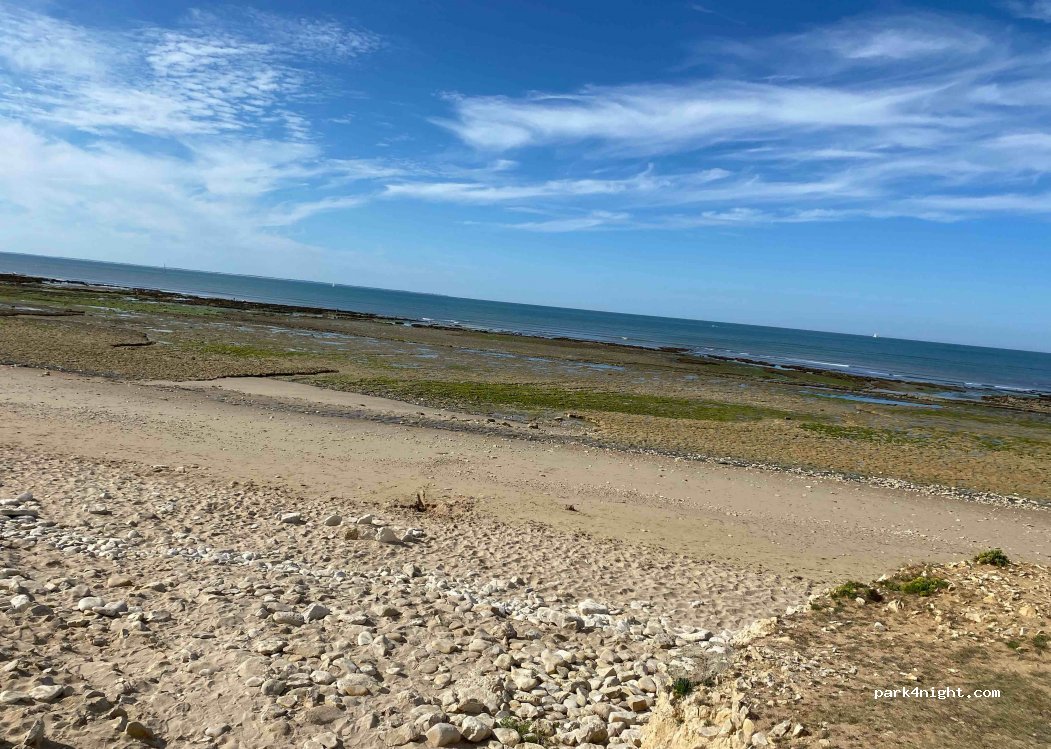 (17740) Sainte-Marie-de-Ré - 73 Route des Grenettes — foto 4