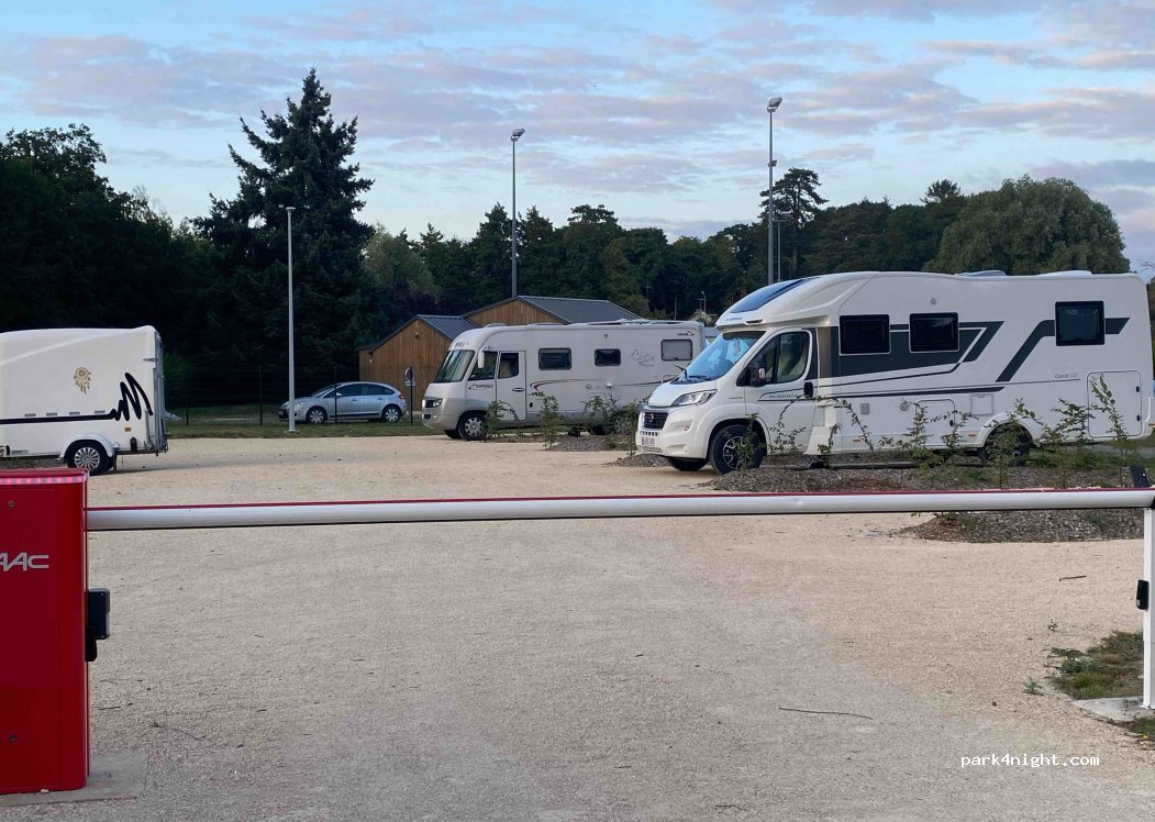 (28250) Senonches - 5 Rue de la Tourbière — foto 2