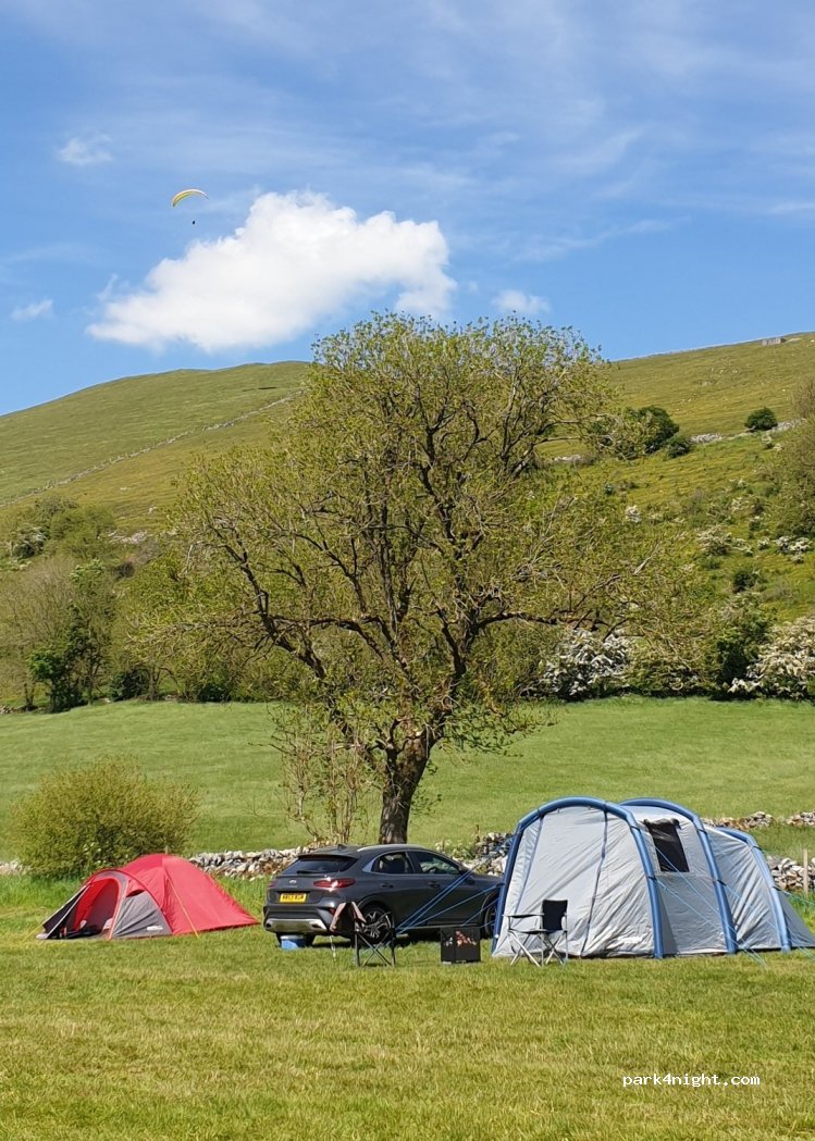Crowdecote Campsite — foto 3