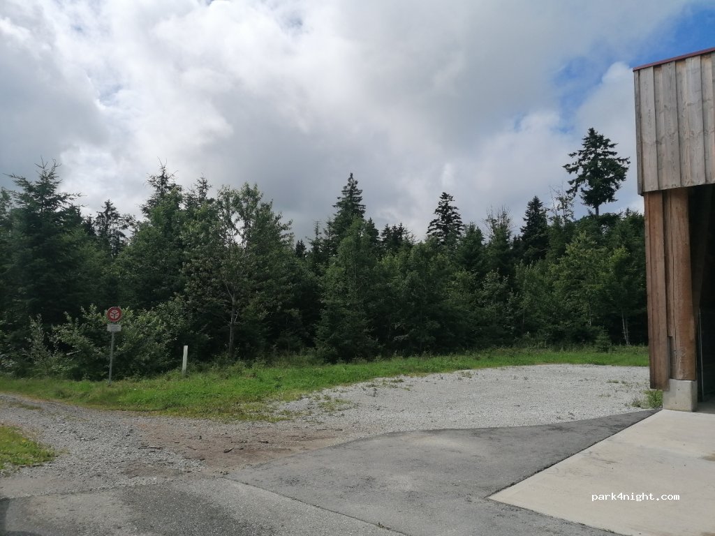 (1680) Romont - 42 Route des Trois Sapins — foto