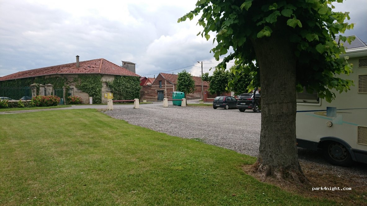 (80200) Villers-Carbonnel - 1 Rue du 22E Rmve — foto