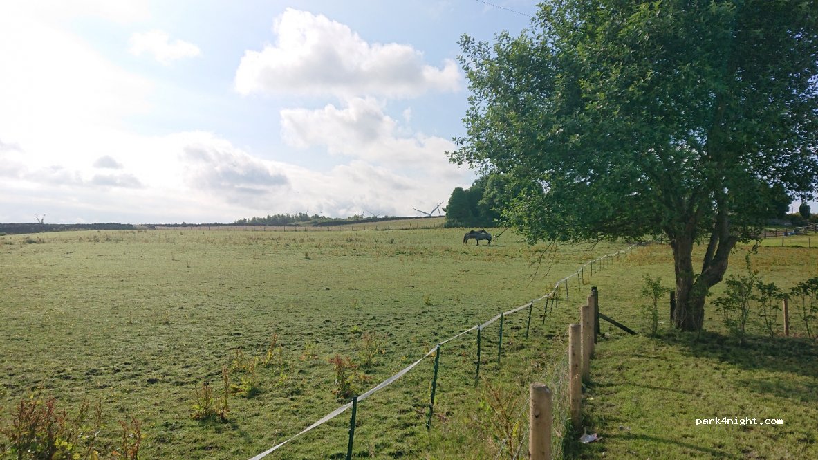 (BB11 5QL) Hapton - 1 Accrington Road — foto