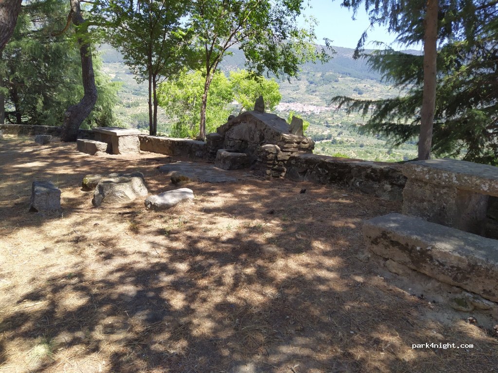 (05413) Villarejo del Valle - 8 Calle Viña del Pinar — foto 2