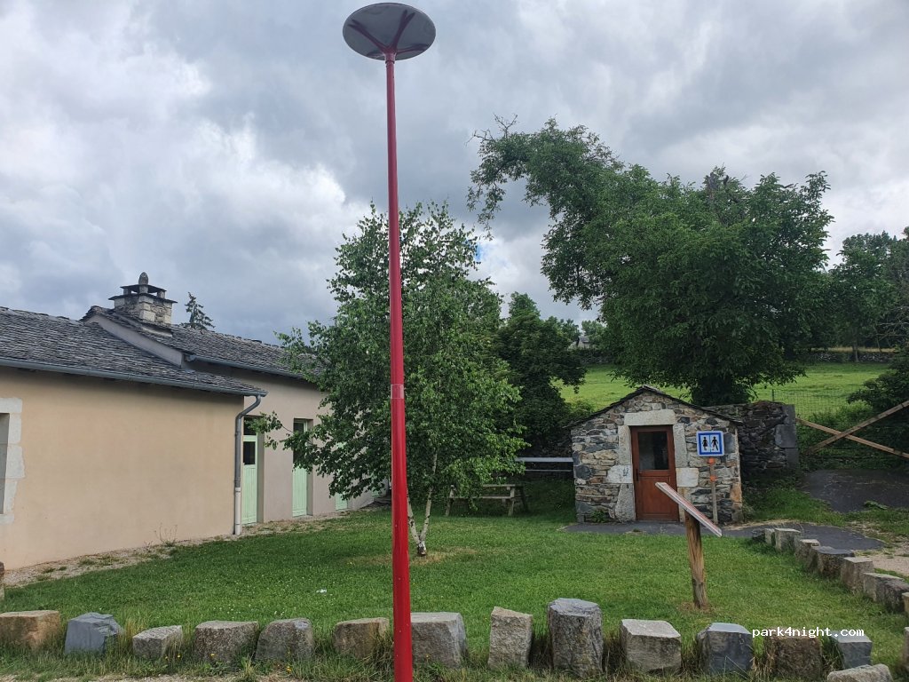 (43260) Saint-Hostien - N88 — foto