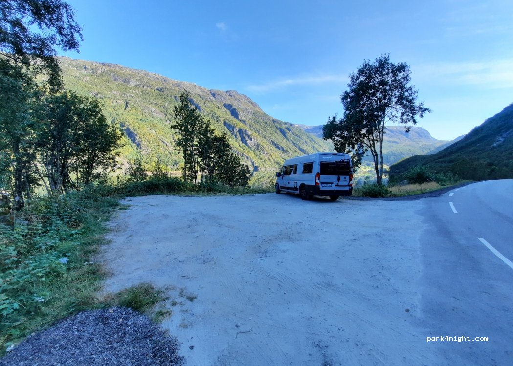 (5760)  - Riksveg 13 — foto 3