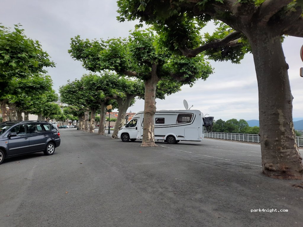 (31210) Montréjeau - 22 Boulevard Bertrand de Lassus — foto