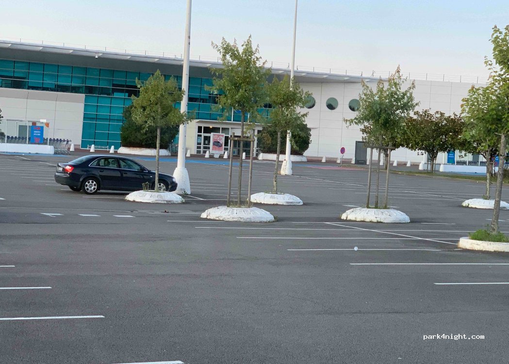 (56000) Vannes - 15 Rue Aristide Boucicaut — foto