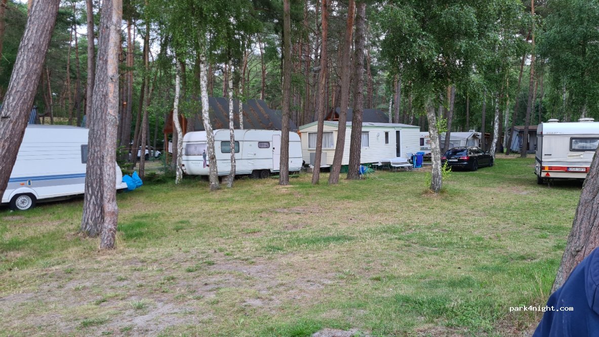 SZKOLNY Domki Letniskowe Międzywodzie — foto 3