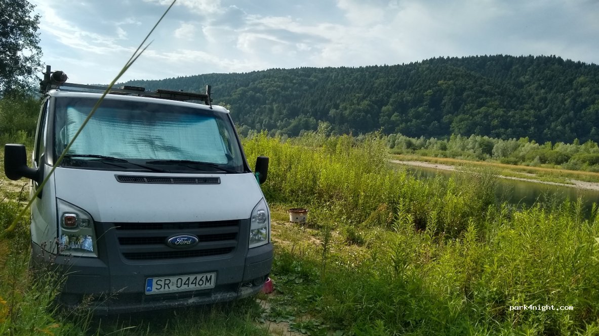 (32-860) Czchów - Unnamed Road — foto 2