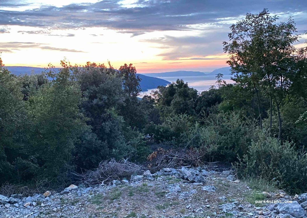 (51557) Valun - Unnamed Road — foto 3