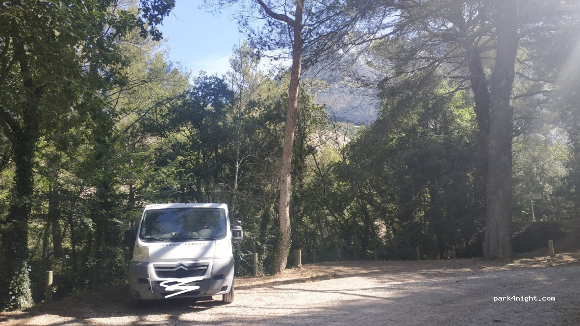 (13100) Saint-Antonin-sur-Bayon - D17 — foto