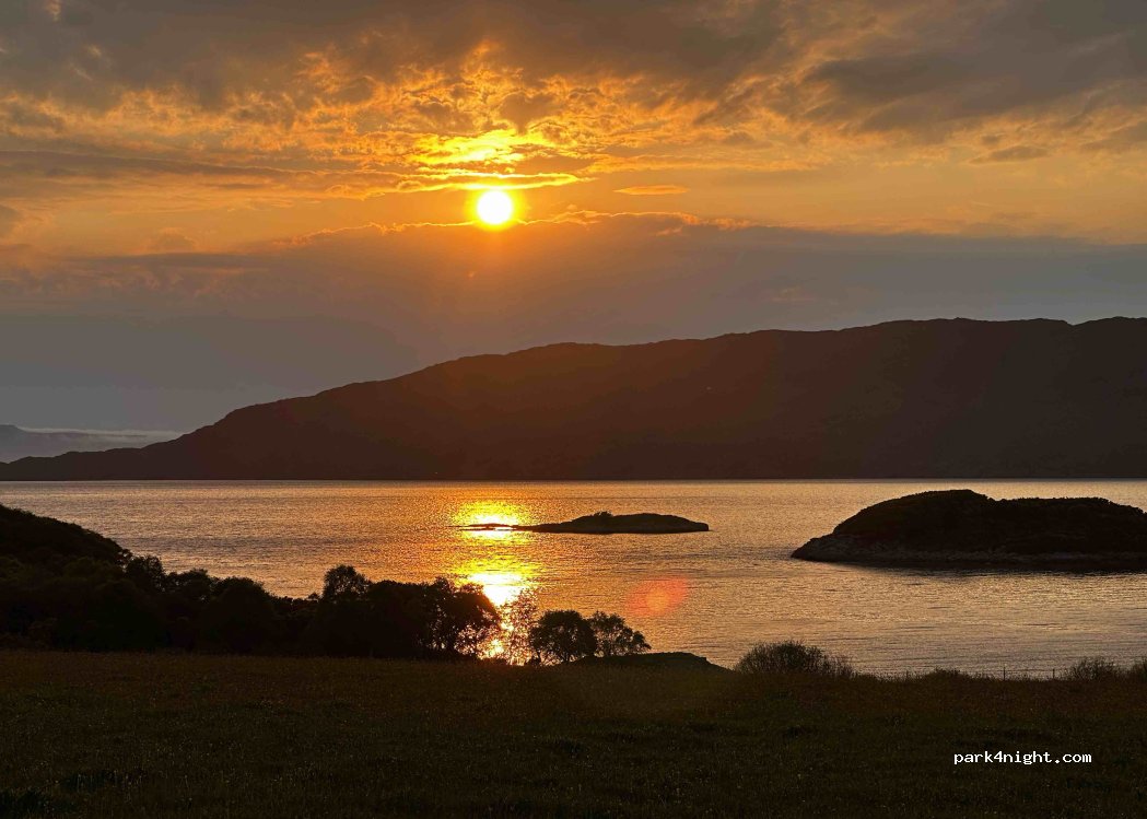 (IV52 8TU) Plockton - Unnamed Road — foto 5