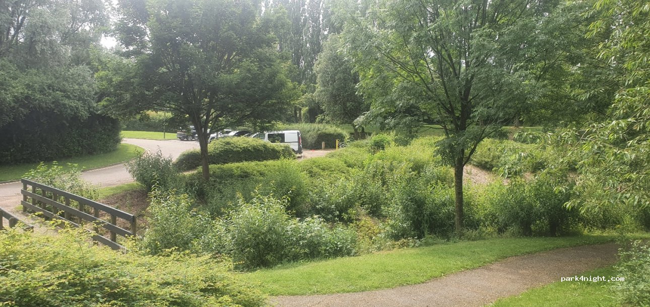 (MK15 0DT)  - Livingstone Drive — foto