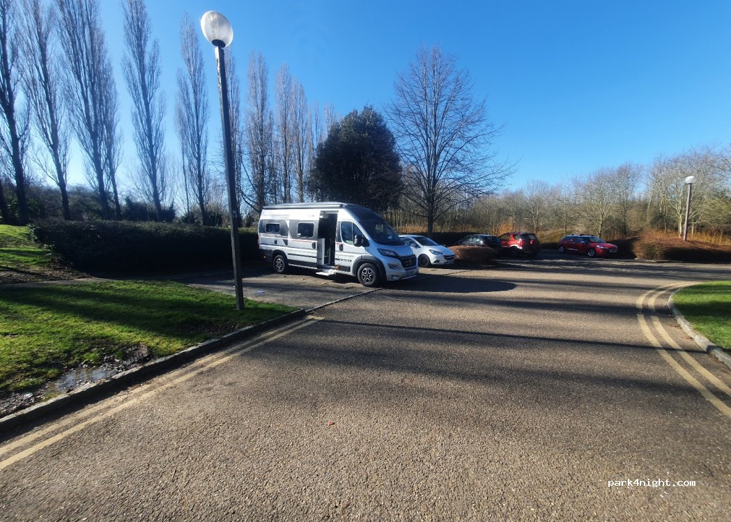 (MK15 0DT)  - Livingstone Drive — foto 2