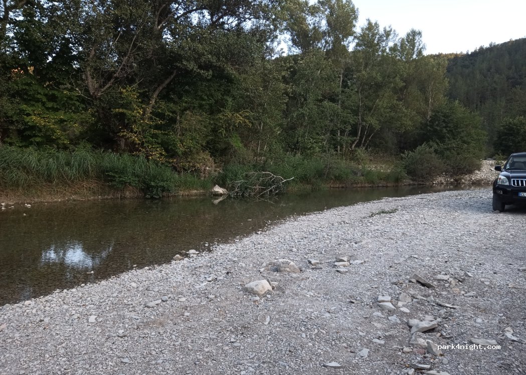 (05300) Barret-sur-Méouge - Unnamed Road — foto 4