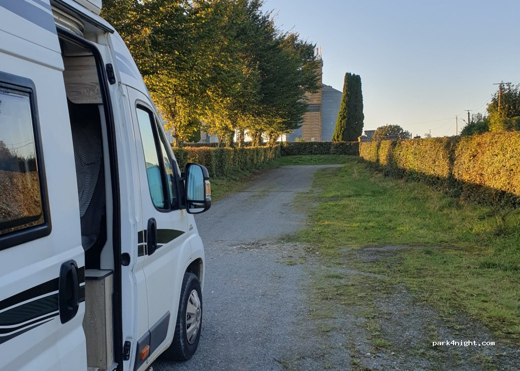 (80590) Lignières-Châtelain - 84 Route de Normandie — foto 2