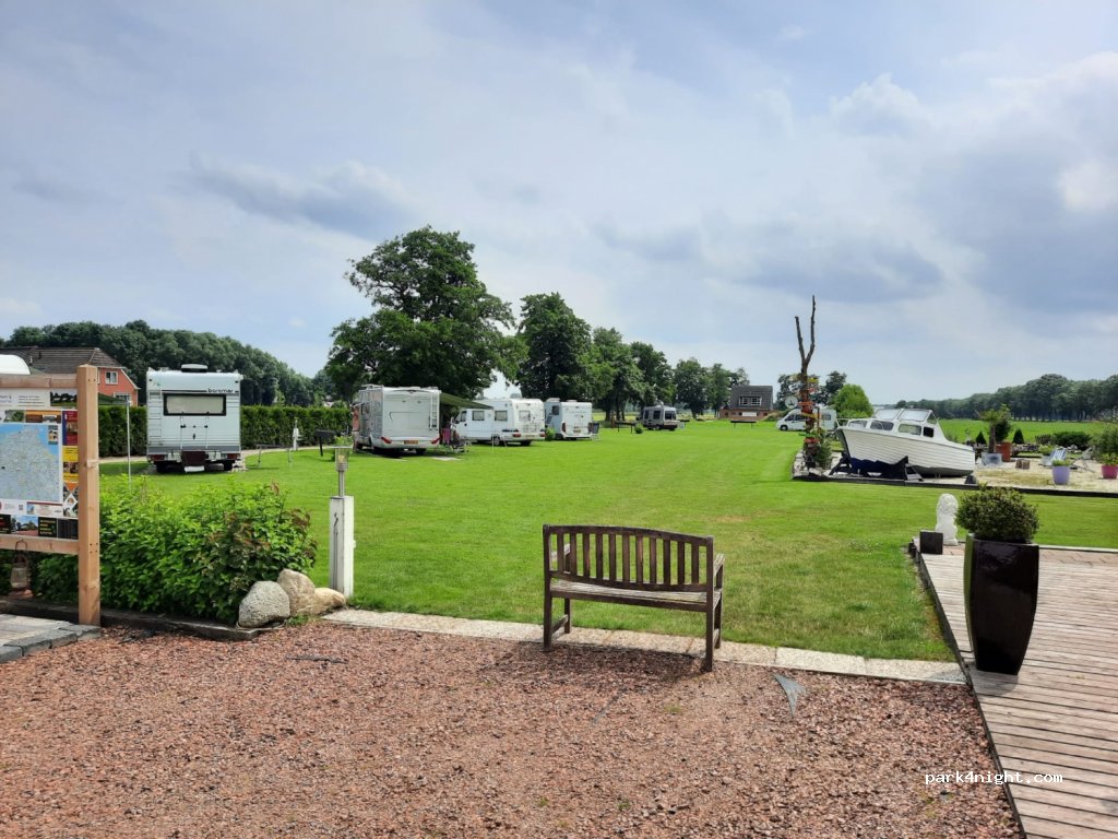 (9364 PR) Nuis - 47 Oudeweg — foto