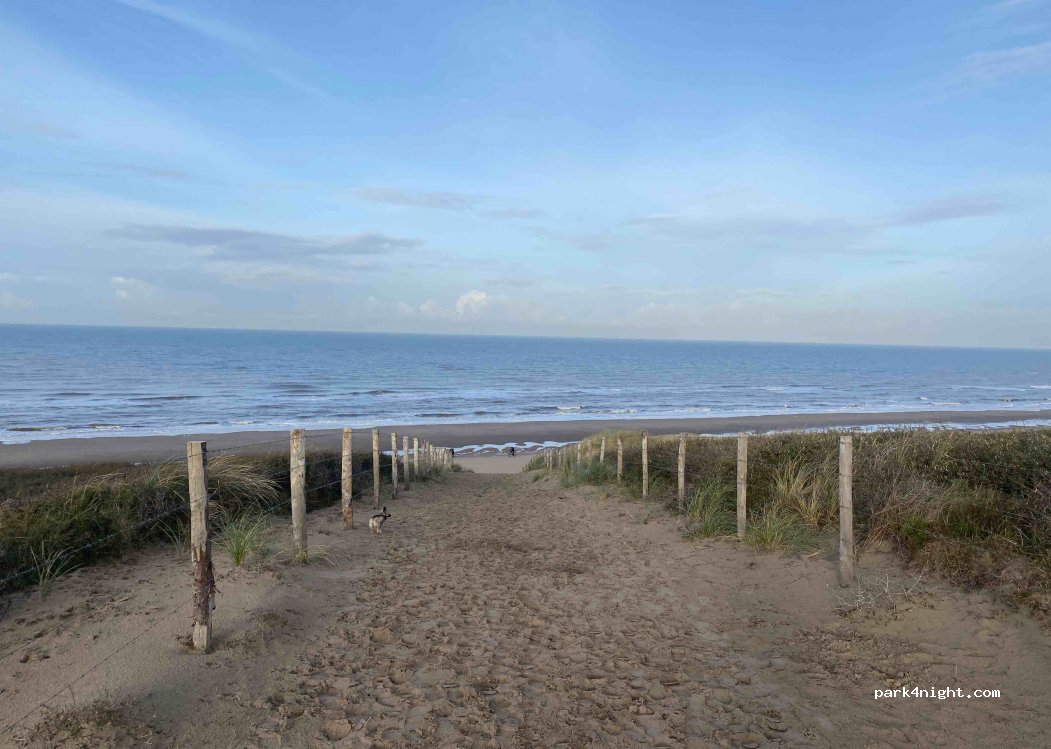 (2204 AH) Noordwijk - 20 Langevelderslag — foto 2