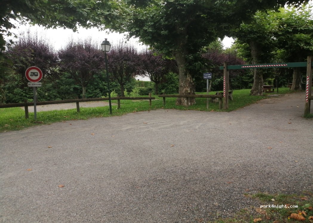(65190) Tournay - 2 Avenue de Bagnères — foto 3