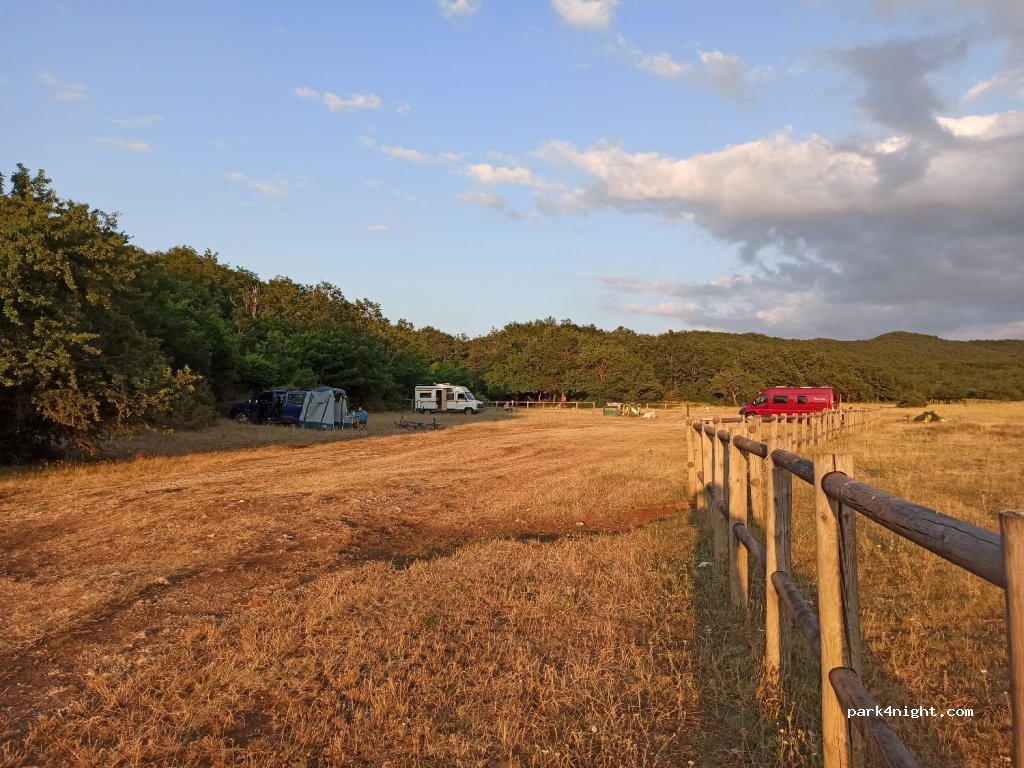 (67029) Secinaro - Unnamed Road — foto