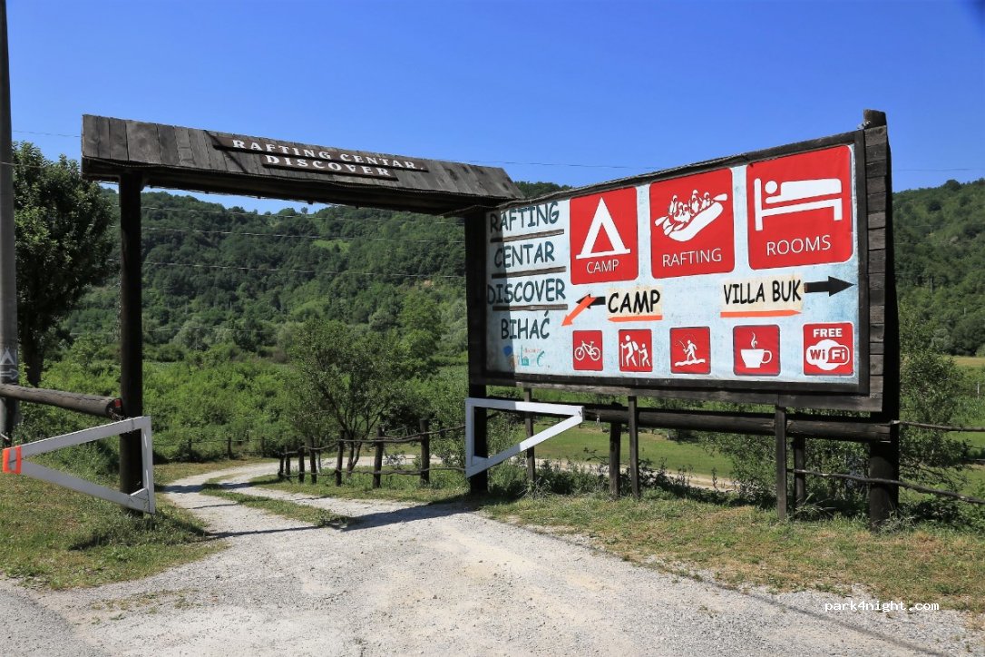 Camping Rafting Center — foto